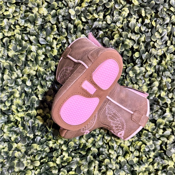 Girl Twister Boots - Picture 2 of 2